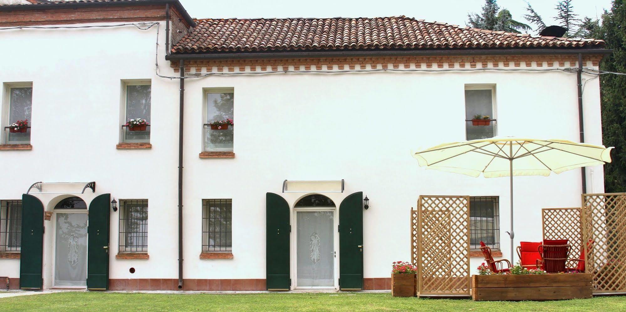 B&B Le Stanze Del Belriguardo Voghiera Eksteriør billede
